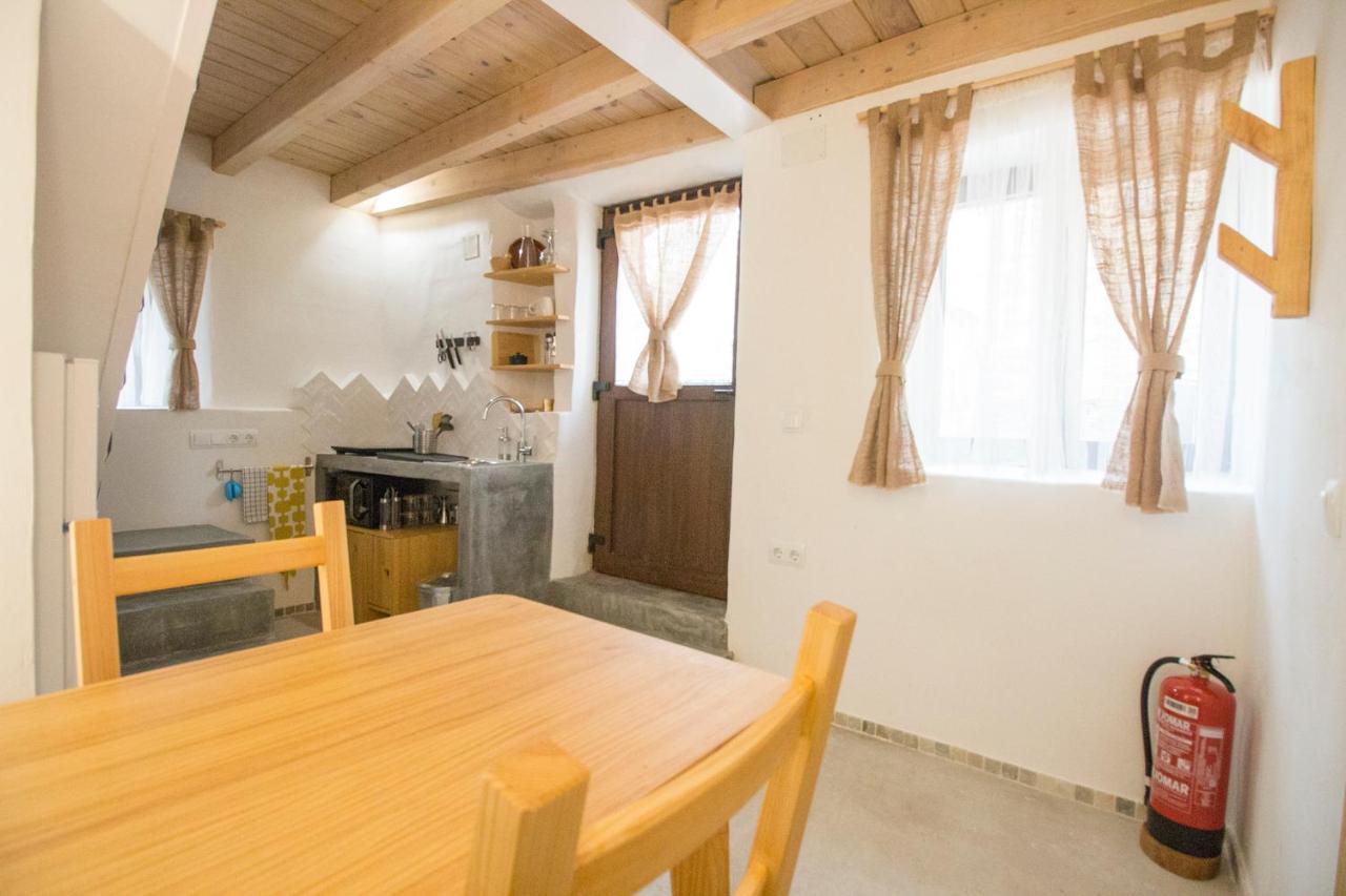 El Pequeno Pajar Apartment Majaelrayo Bagian luar foto